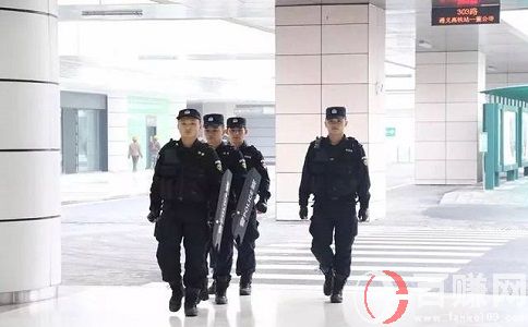 做臨時工與兼職特警哪個好?說說我的觀點! 第2張 做臨時工與兼職特警哪個好?說說我的觀點! 第2張